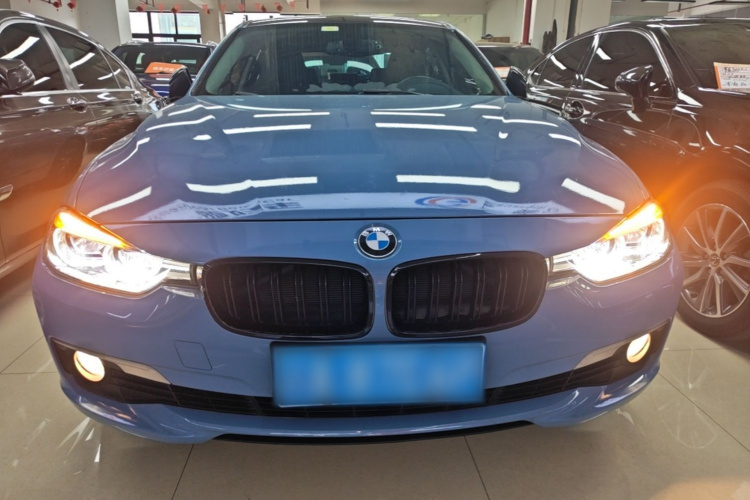 BMW 3 Series 2017 #3 BMW 3 Series 2017 car image #3