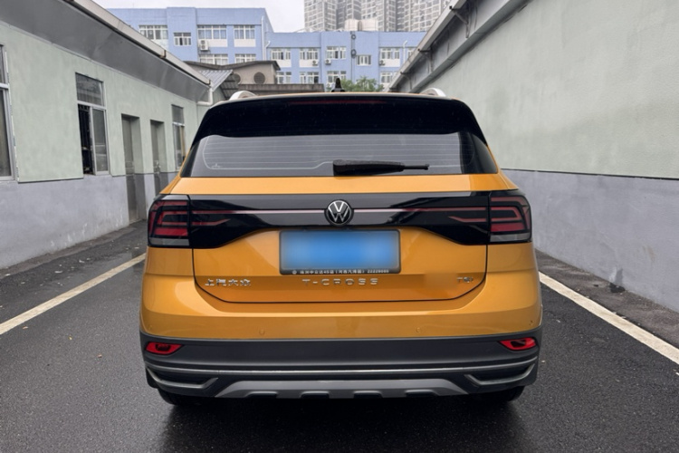 Volkswagen T-Cross 2021 car image #5