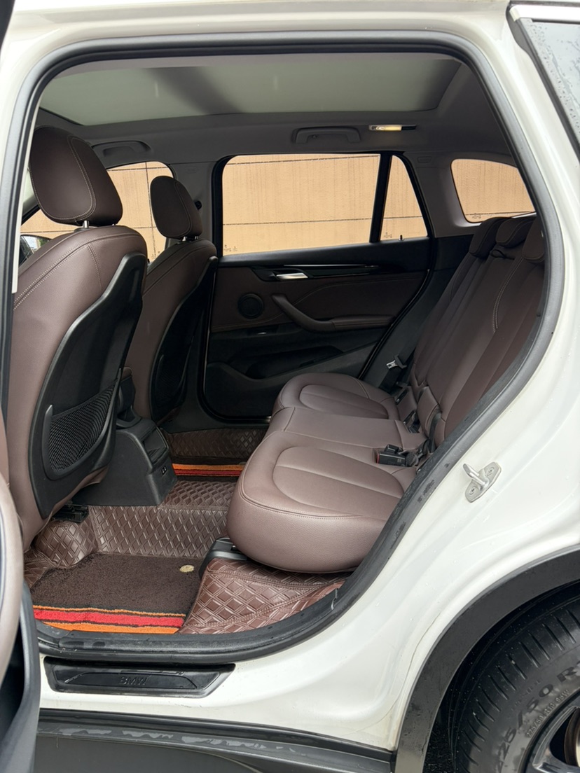 BMW X1 2019 #8 BMW X1 2019 car image #8