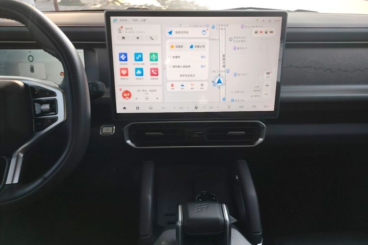 Jetour Traveller 2023 car image #17