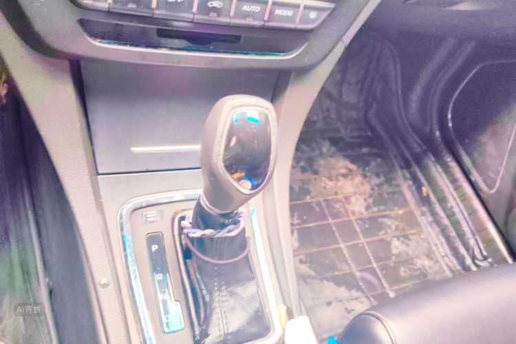 GEELY Emgrand 2016 #16 GEELY Emgrand 2016 car image #16