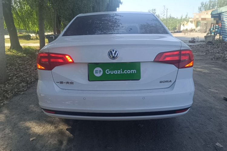 Volkswagen Bora 2019 car image #4