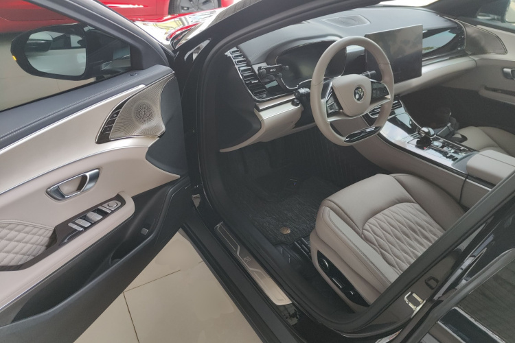 BYD Han 2024 imagen de coche #12