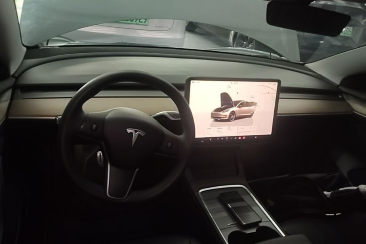 Tesla Model 3 2023 #10 Tesla Model 3 2023 car image #10