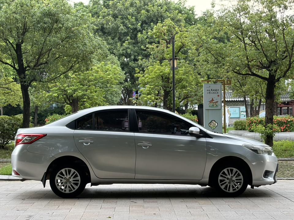 Toyota Vios 2015 #8 Toyota Vios 2015 car image #8