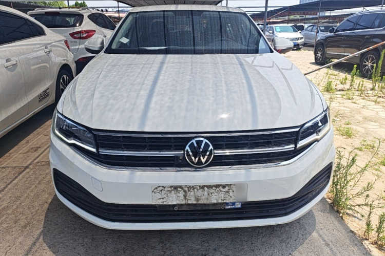Volkswagen Bora 2022 car image #3