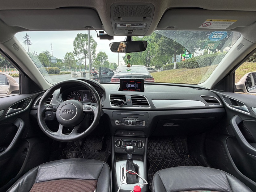 Audi Q3 2019 #5 Audi Q3 2019 car image #5
