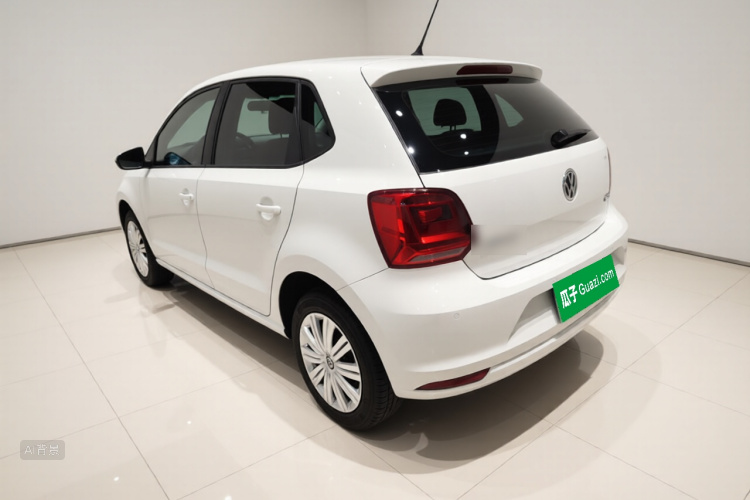 Volkswagen Polo 2016 car image #5