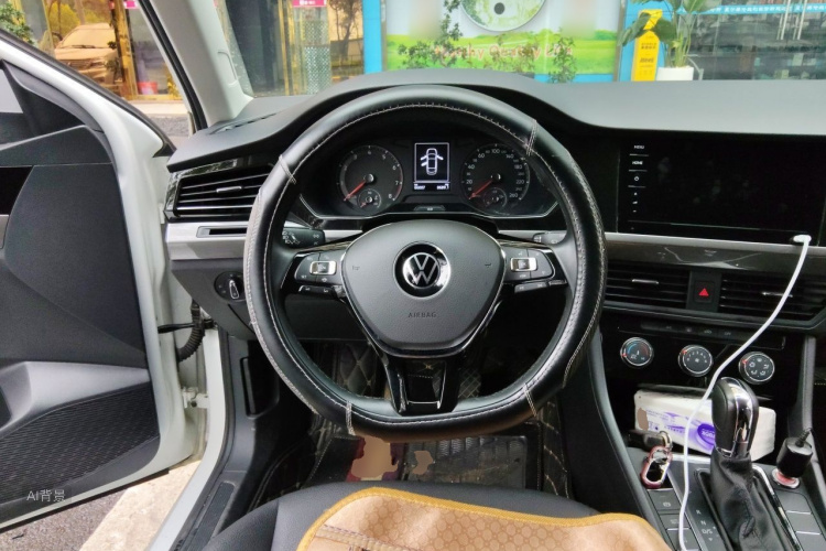 Volkswagen Bora 2022 car image #12