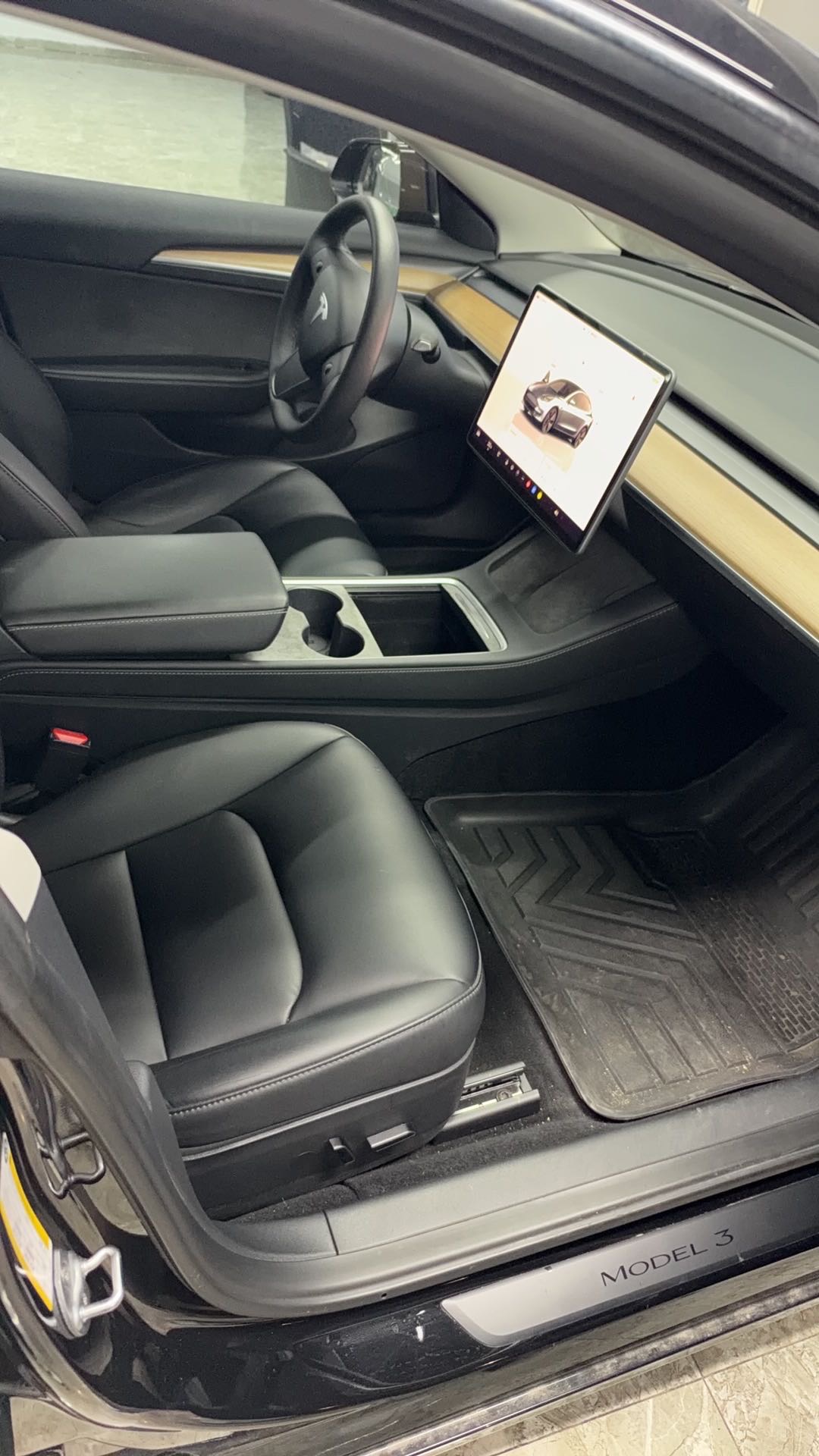Tesla Model 3 2023 #6 Tesla Model 3 2023 car image #6