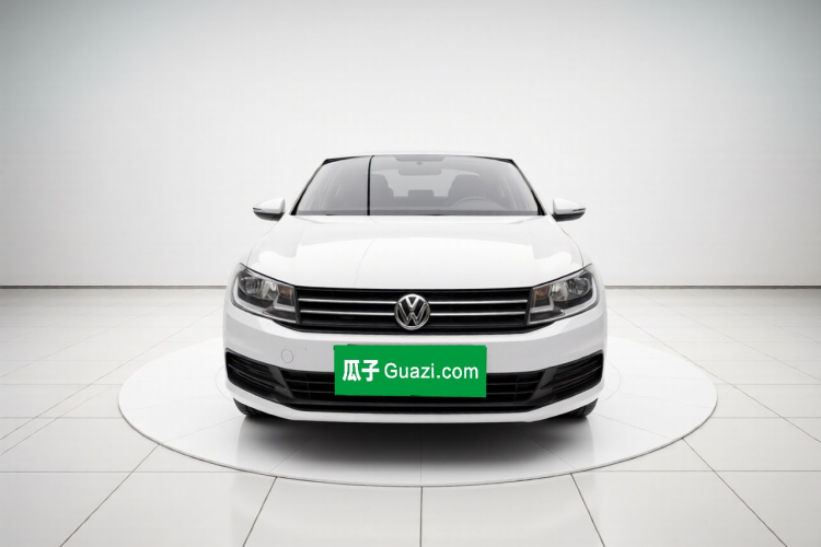Volkswagen Santana 2018 car image #3