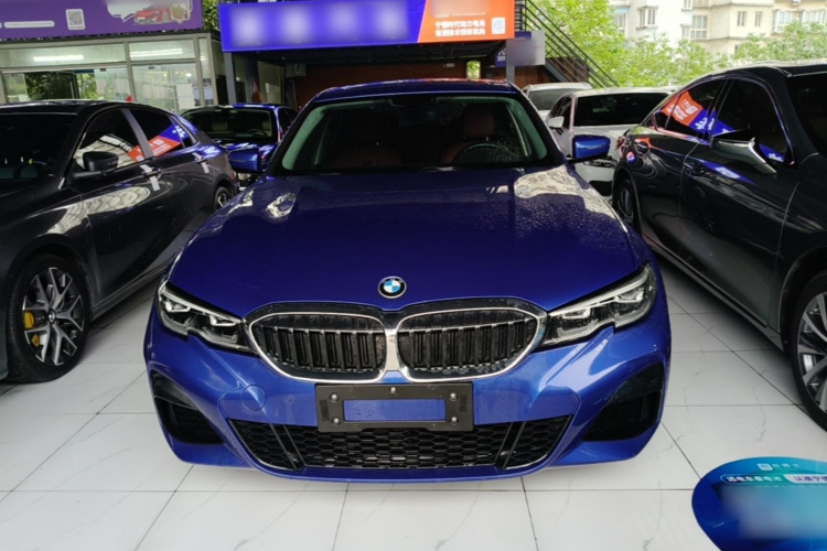 BMW 3 Series 2021 car image #3