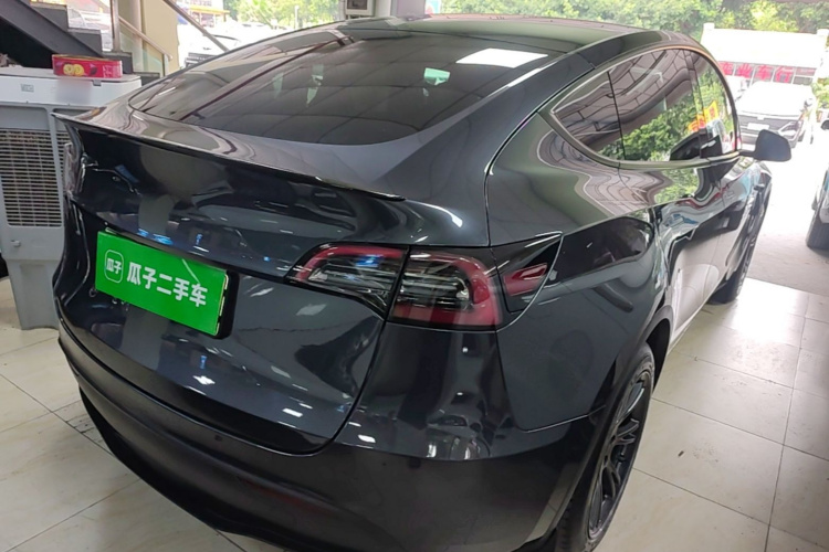 Tesla Model Y 2024 #7 Tesla Model Y 2024 изображение автомобиля #7