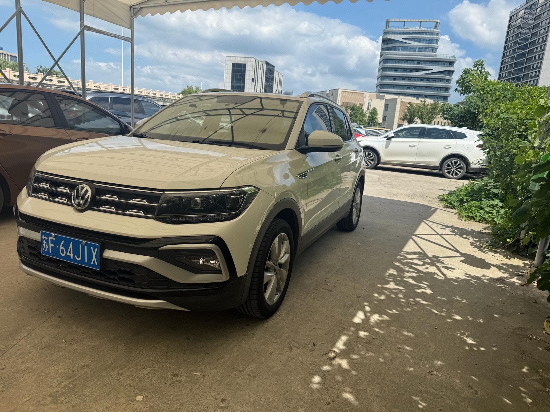 Volkswagen T-Cross 2020 immagine di auto 