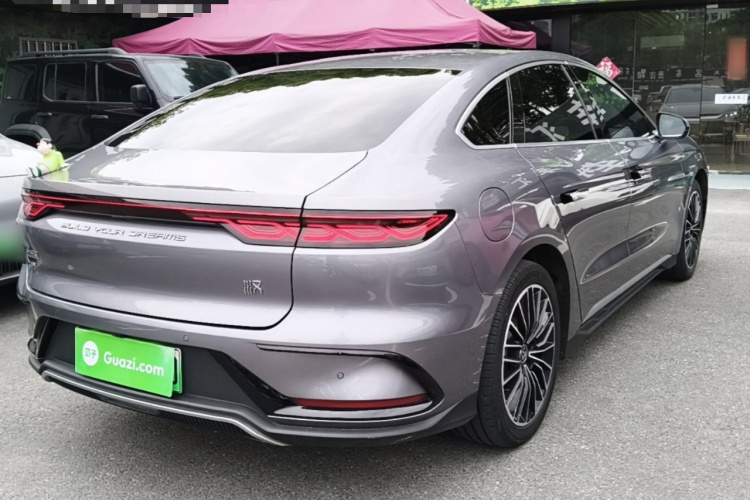 BYD Han 2023 car image #5
