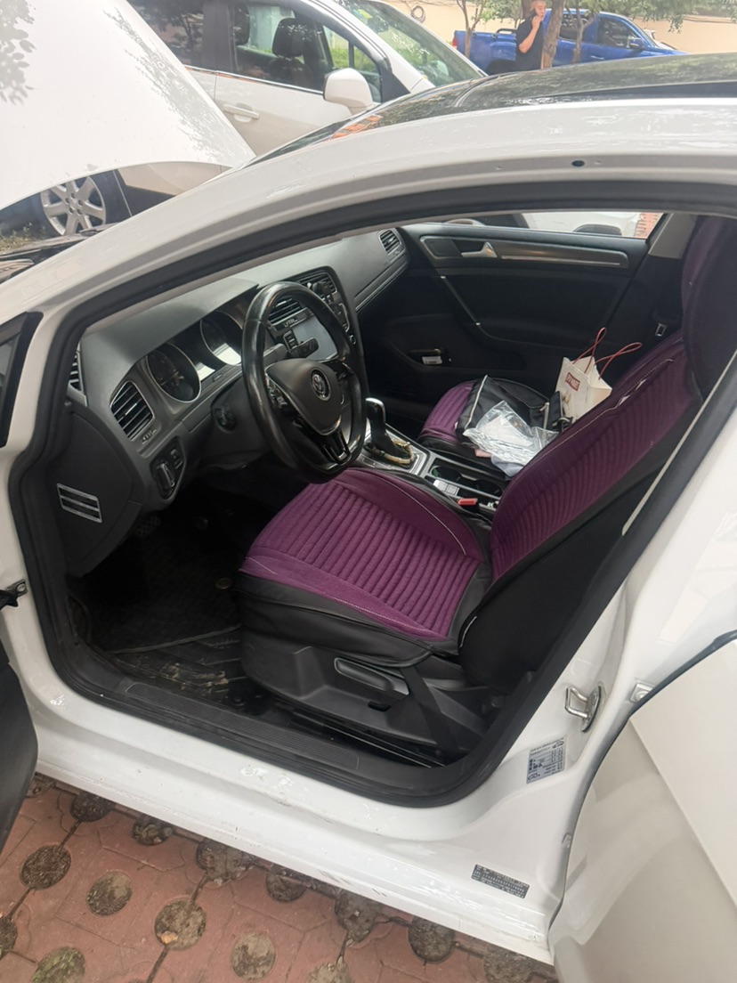 Volkswagen Golf 2016 car image #7