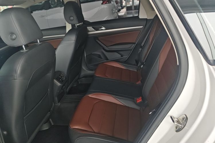 Volkswagen Lavida 2022 car image #17