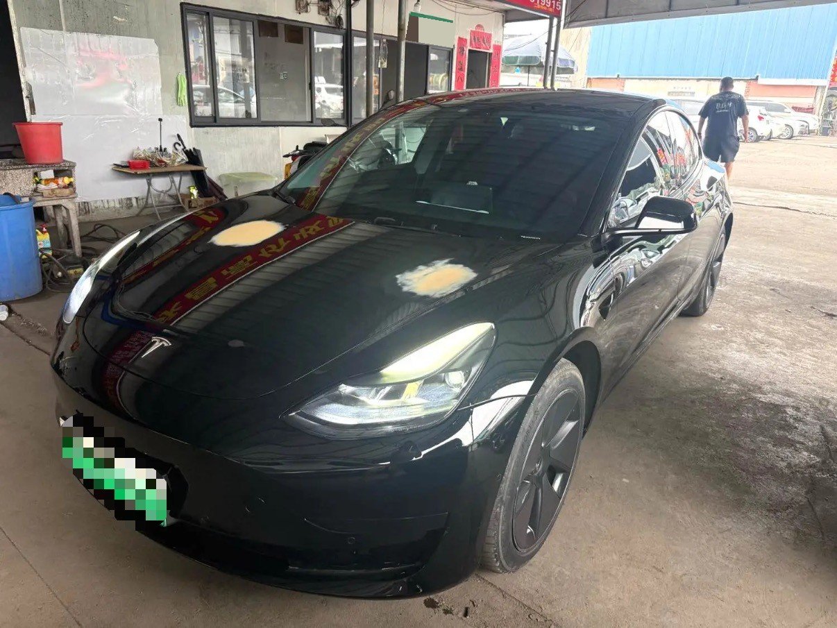 Tesla Model 3 2022 car image 