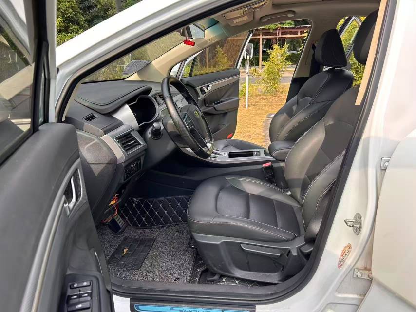 GEELY Emgrand GS 2018 #7 GEELY Emgrand GS 2018 immagine di auto #7