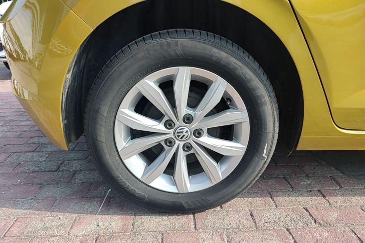 Volkswagen Polo 2019 car image #10