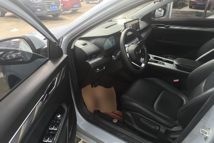 GEELY Emgrand L HiP 2022 car image #16