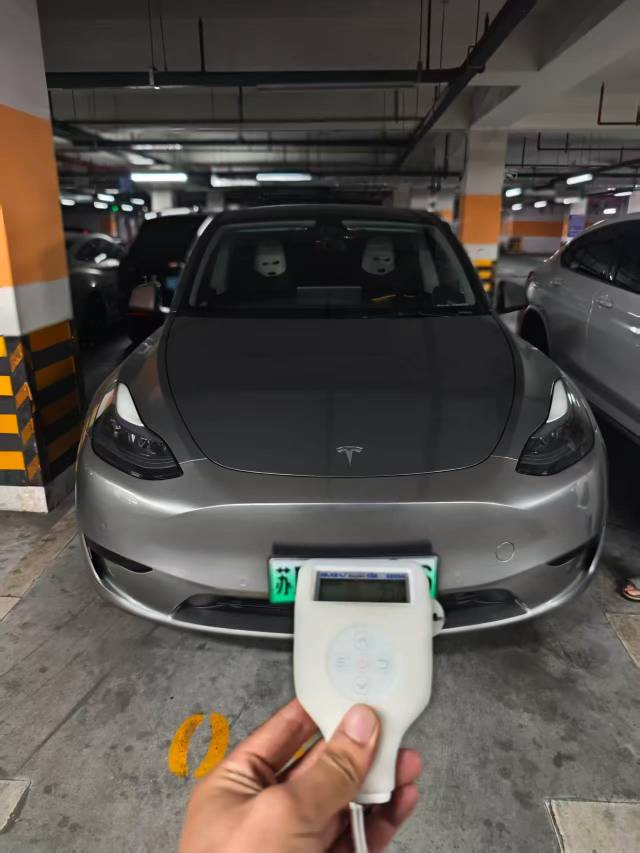 Tesla Model Y 2023 #3 Tesla Model Y 2023 car image #3