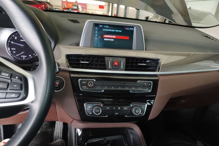 BMW X1 2019 #13 BMW X1 2019 car image #13