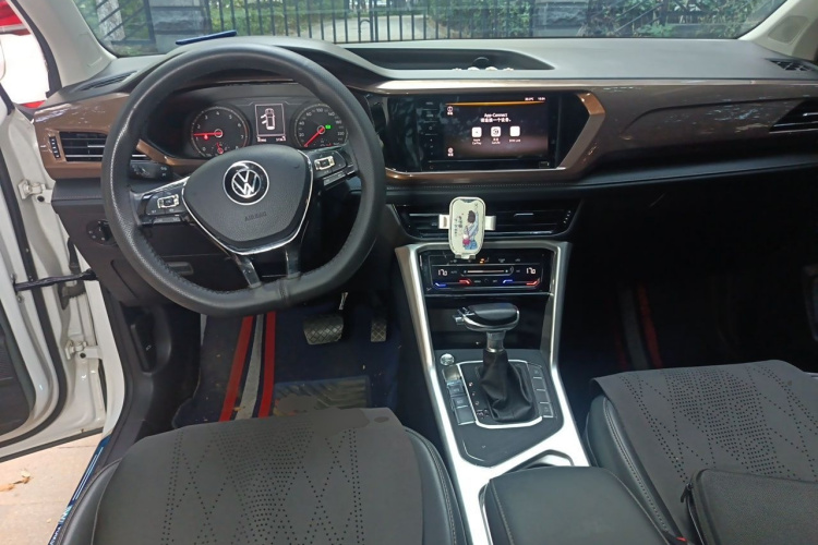 Volkswagen Tharu 2021 #7 Volkswagen Tharu 2021 صورة سيارة #7