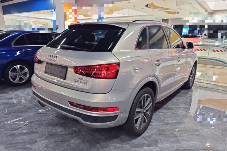 Audi Q3 2019 #5 Audi Q3 2019 car image #5