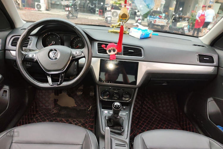 Volkswagen Lavida 2017 car image #11