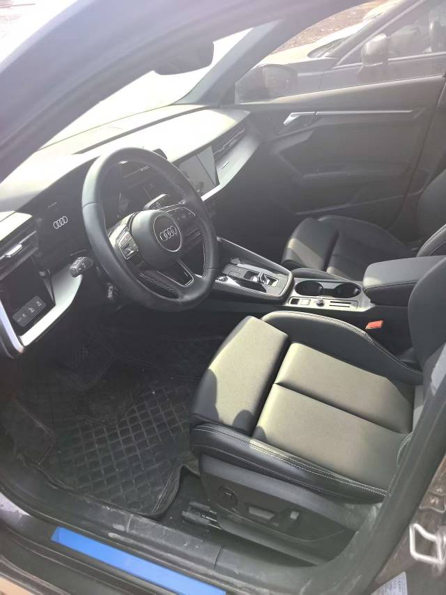 2024 immagine di auto #2