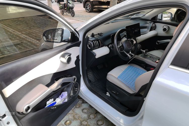 BYD Yuan Plus 2024 #18 BYD Yuan Plus 2024 car image #18