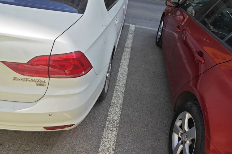 Volkswagen Santana 2016 car image #8