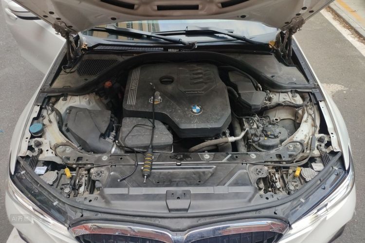 BMW 3 Series 2021 car image #22