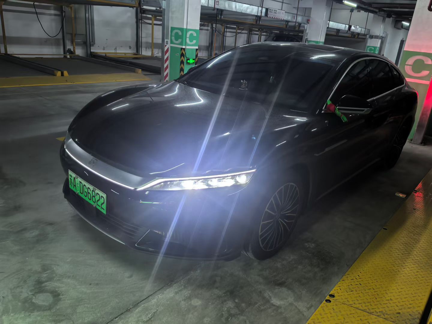BYD Han 2024 BYD Han 2024 car image