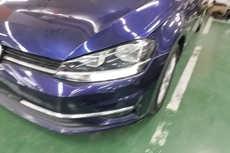 Volkswagen Golf 2019 صورة سيارة #23