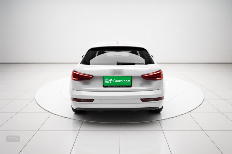 Audi Q3 2016 car image #6