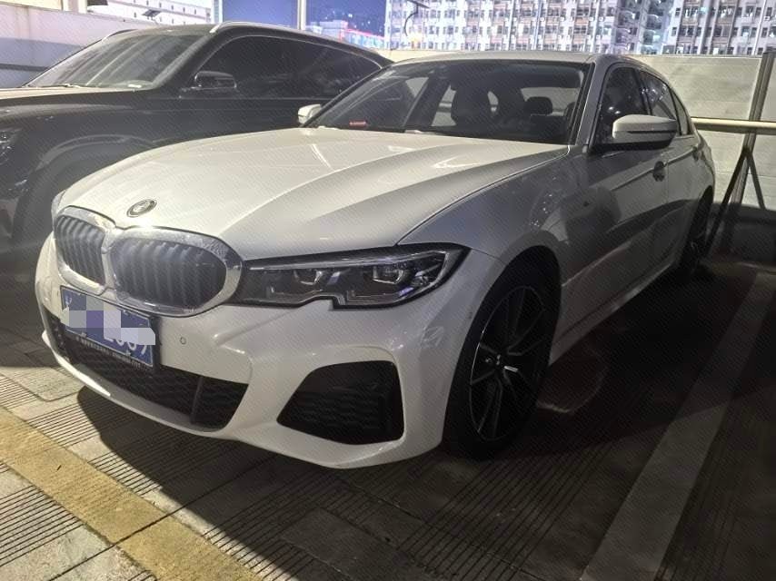 BMW 3 Series 2021 immagine di auto 
