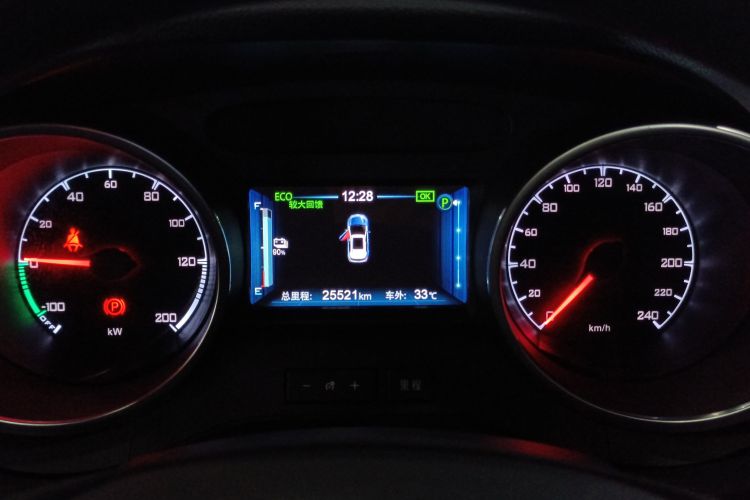 BYD Yuan New Energy 2018 #16 BYD Yuan New Energy 2018 car image #16