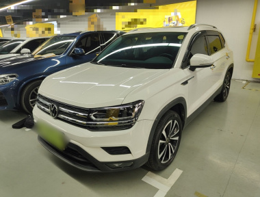 Volkswagen Tharu 2022 صورة سيارة 