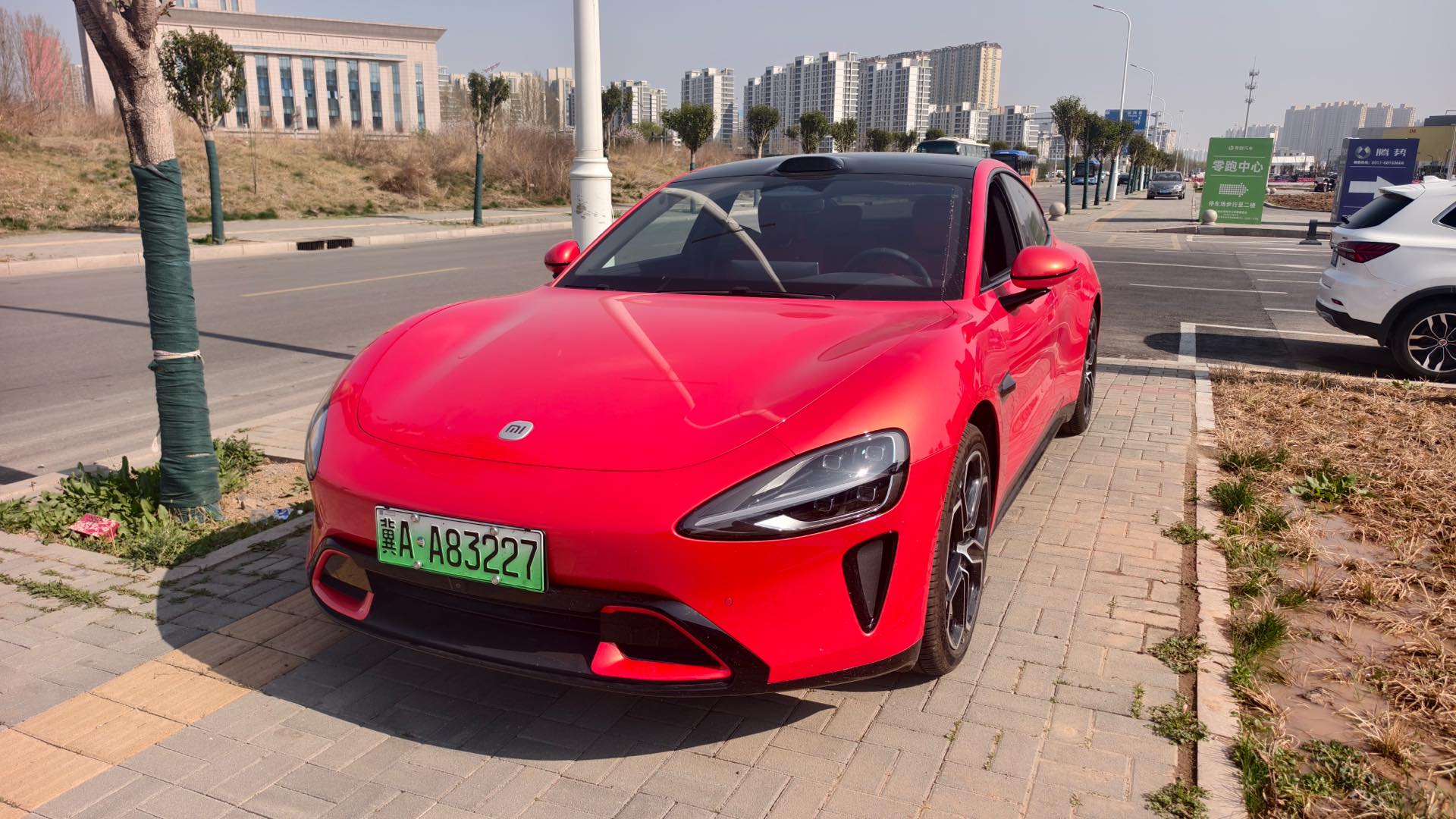 MI SU7 2025 car image 