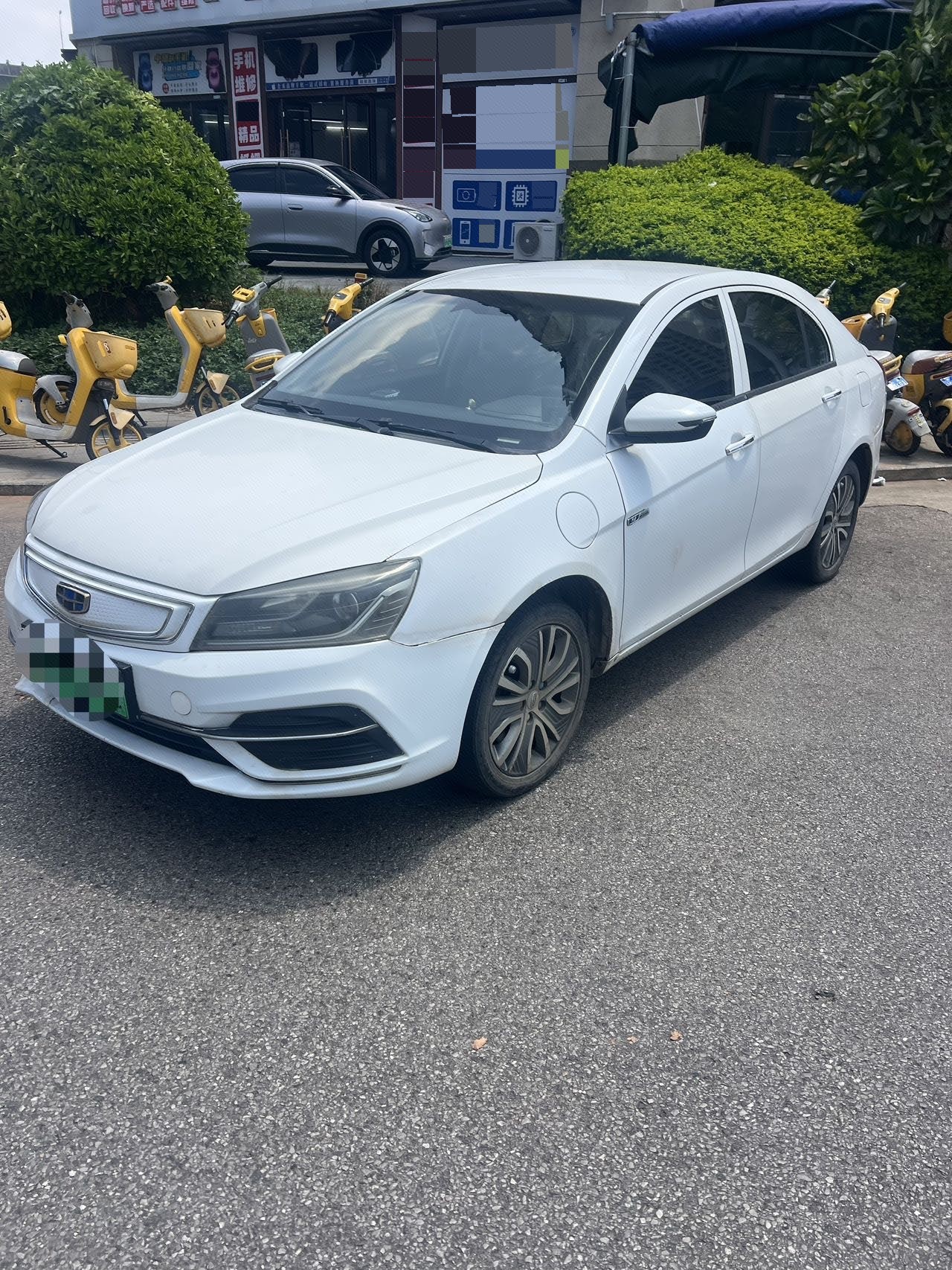 GEELY Emgrand New Energy 2019 car image 