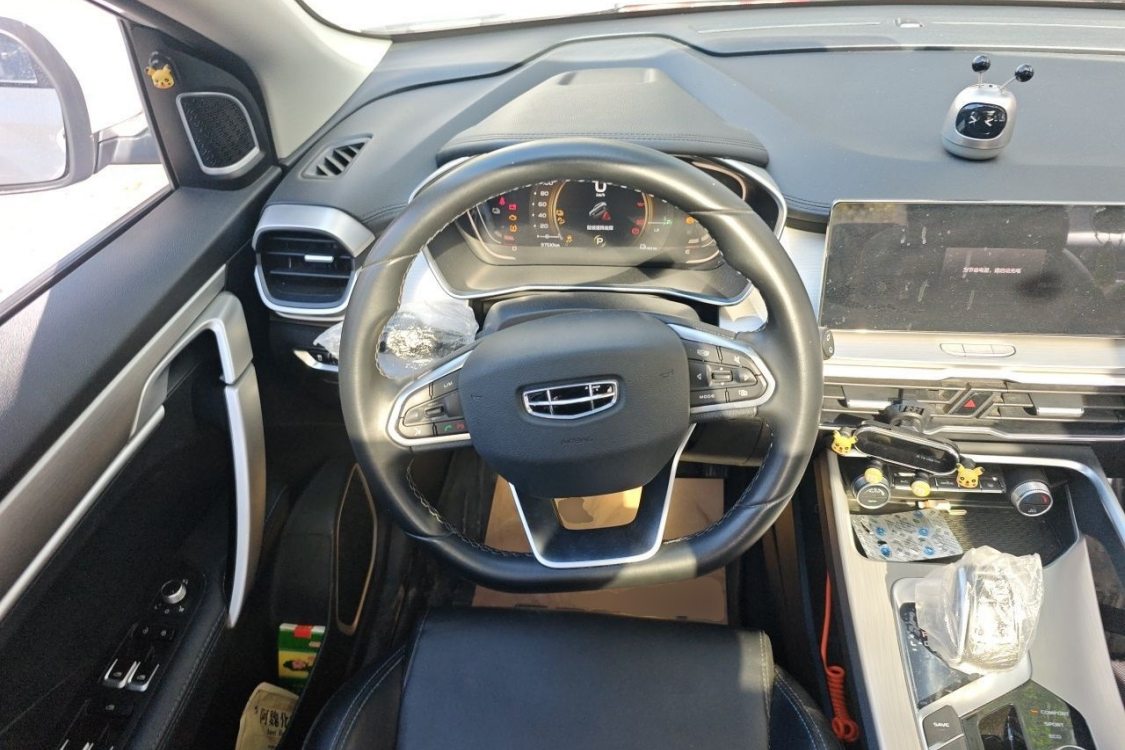 GEELY Coolray 2021 car image #22