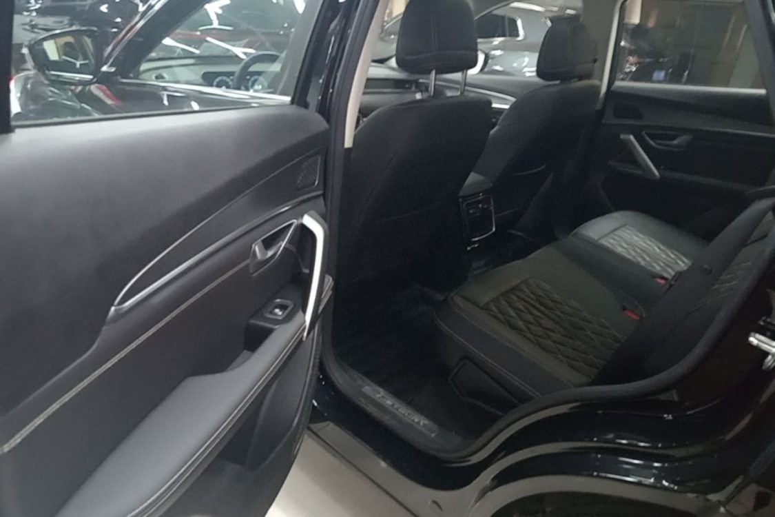 Jetour X70 PLUS 2024 #8 Jetour X70 PLUS 2024 car image #8