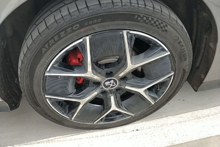 BYD Han 2023 car image #10