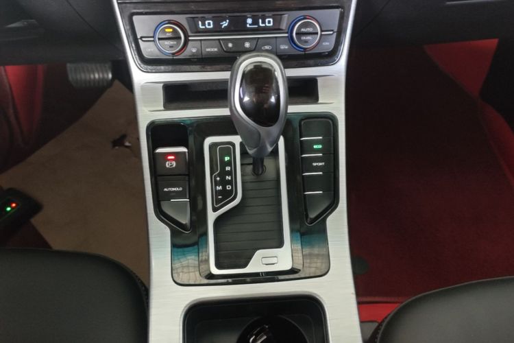 GEELY Emgrand GS 2019 #14 GEELY Emgrand GS 2019 car image #14