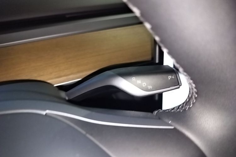 Tesla Model Y 2023 #14 Tesla Model Y 2023 car image #14