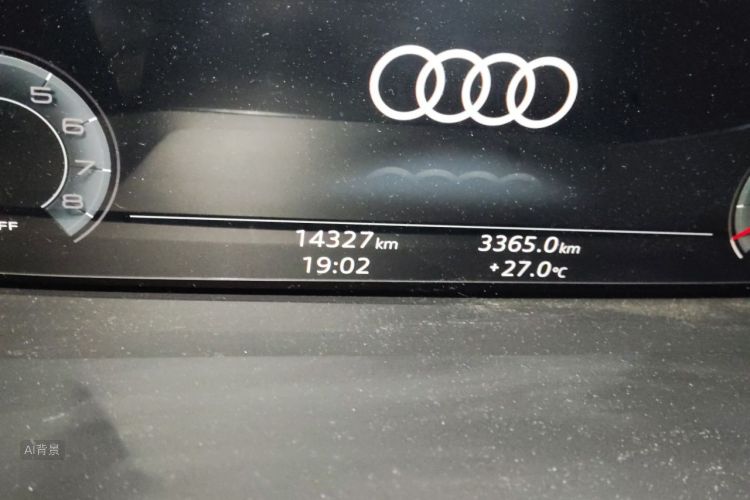 Audi Q3 2026 car image #14