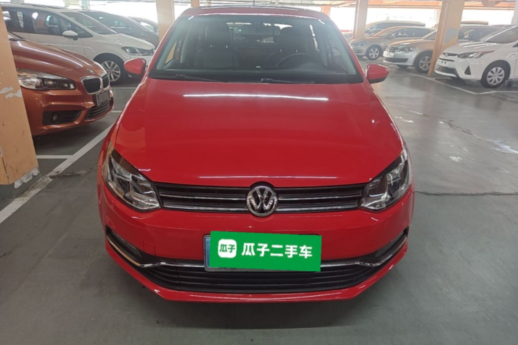 Volkswagen Polo 2016 car image #3
