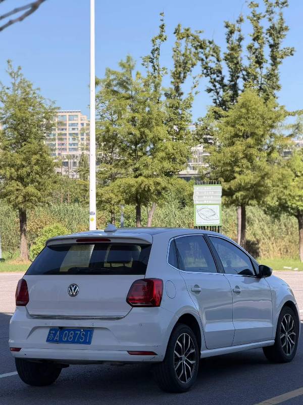 Volkswagen Polo 2015 #3 Volkswagen Polo 2015 car image #3